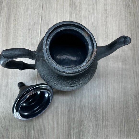 Vintage Ornate Cast Iron Moroccan Teapot w/ Lid Textured Matte Black - Picture 6 of 11